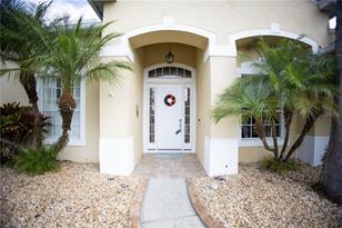 1819 Crown Hill Blvd - Photo 3