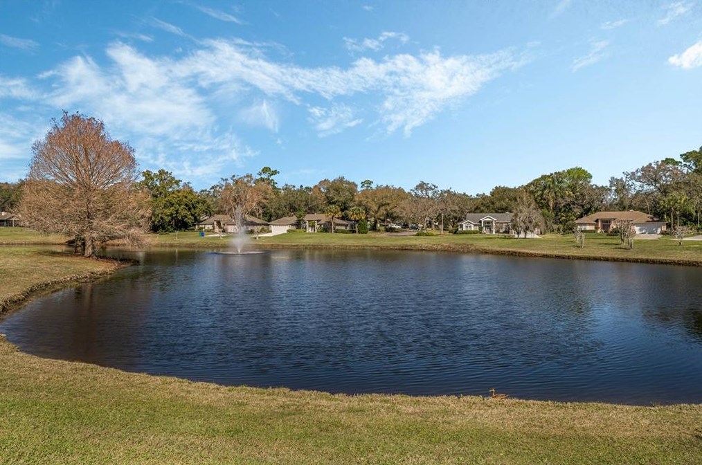 110 Oak View Cir, Lake Mary FL  32746-4201 exterior