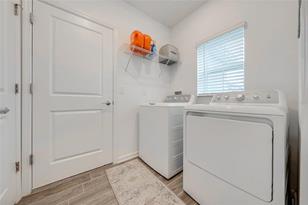 522 Jett Ln, Davenport, FL 33837 - Photo 25