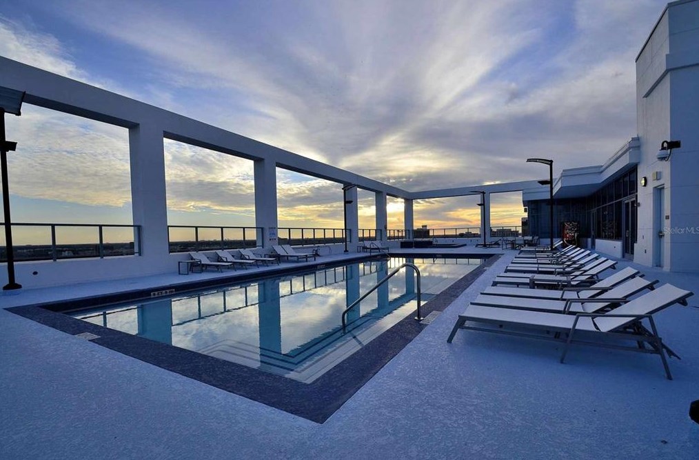 260 Osceola Ave, Orlando FL  32801-2811 exterior