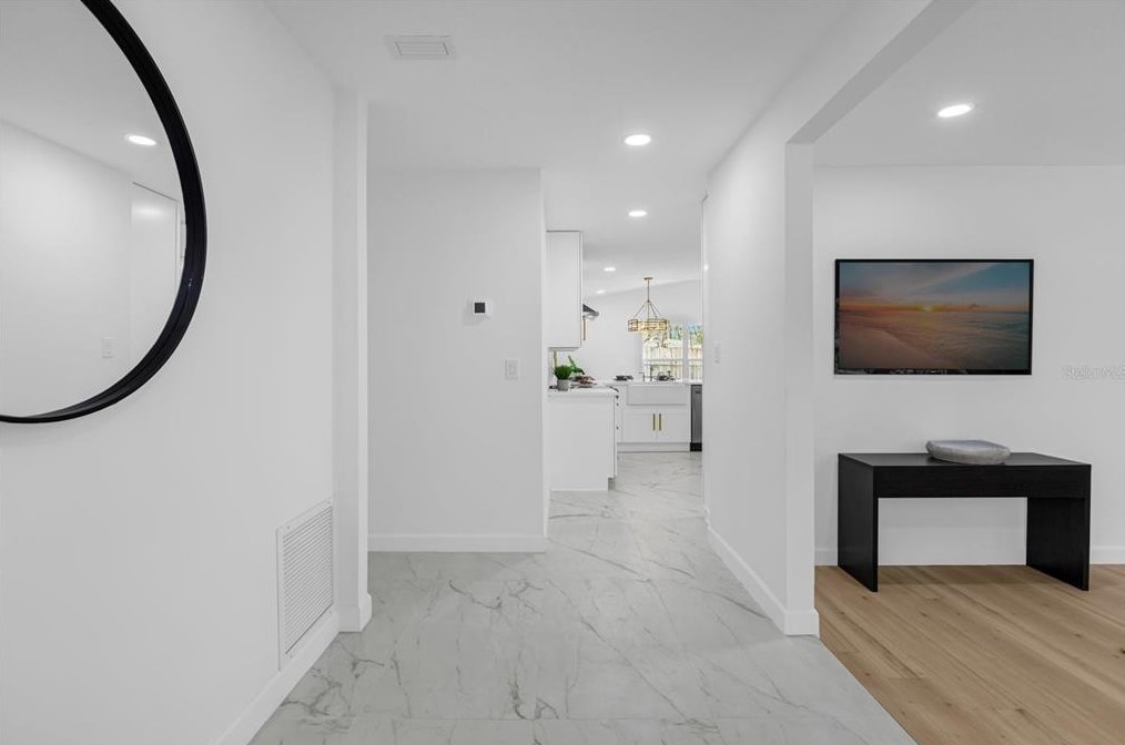 2258 Poinciana Rd, Winter Park FL  32792-1829 exterior