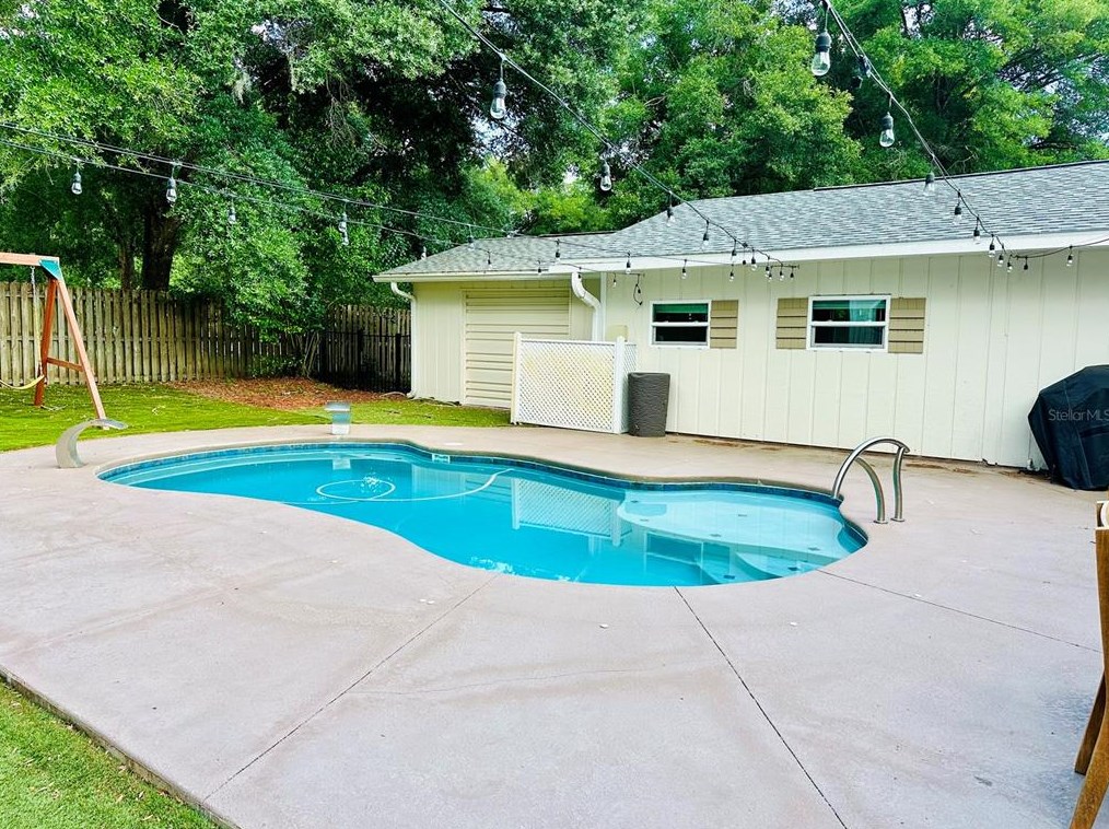 2361 Dartmouth Rd, Deland FL  32724-8406 exterior