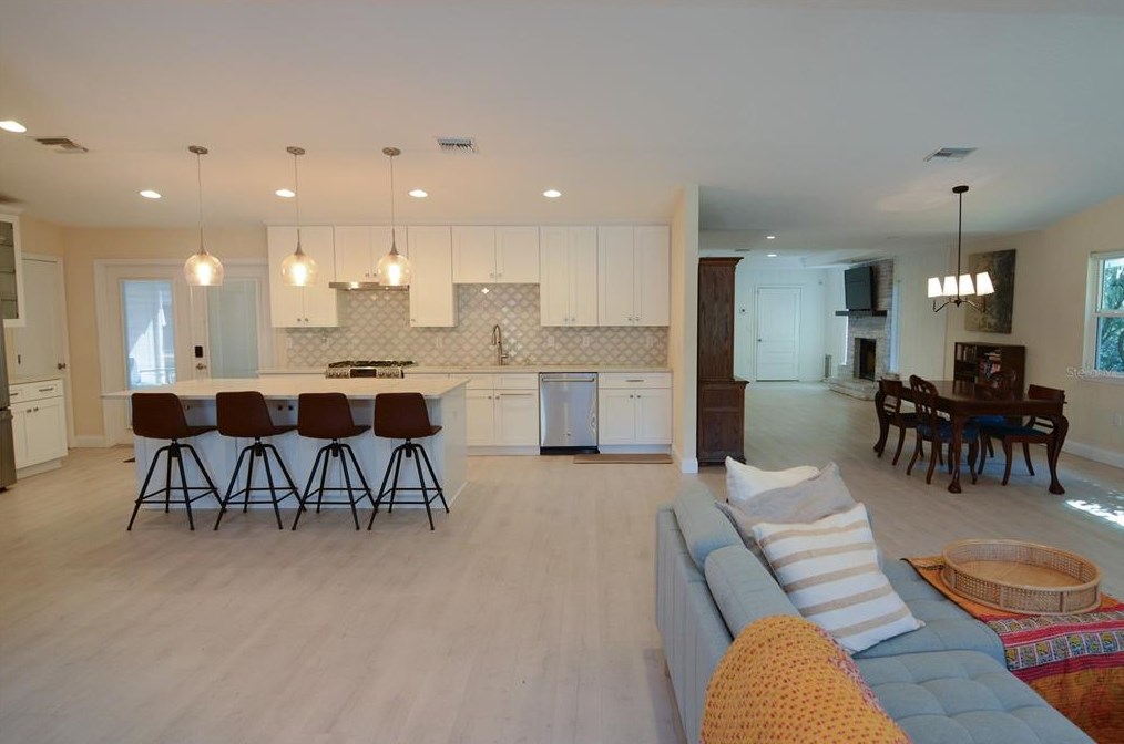 2361 Dartmouth Rd, Deland FL  32724-8406 exterior