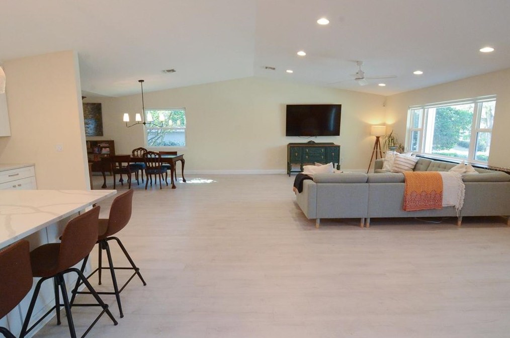 2361 Dartmouth Rd, Deland FL  32724-8406 exterior