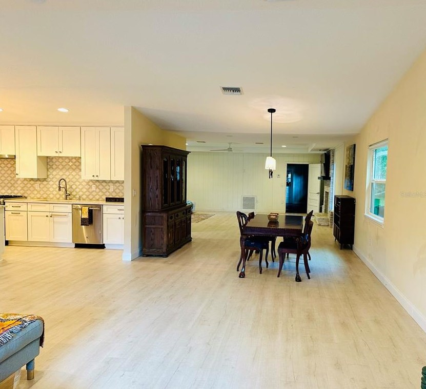 2361 Dartmouth Rd, Deland FL  32724-8406 exterior