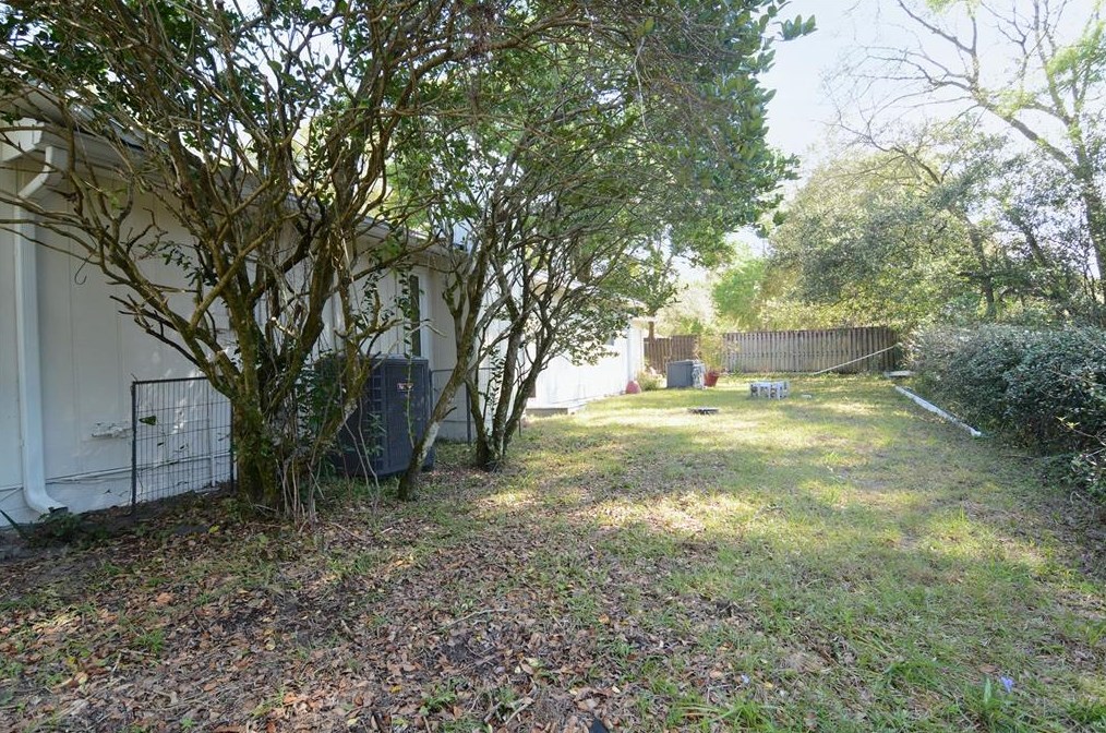 2361 Dartmouth Rd, Deland FL  32724-8406 exterior