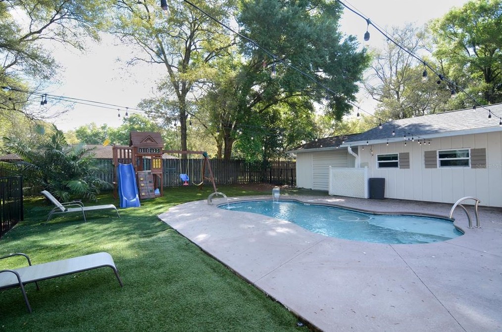 2361 Dartmouth Rd, Deland FL  32724-8406 exterior