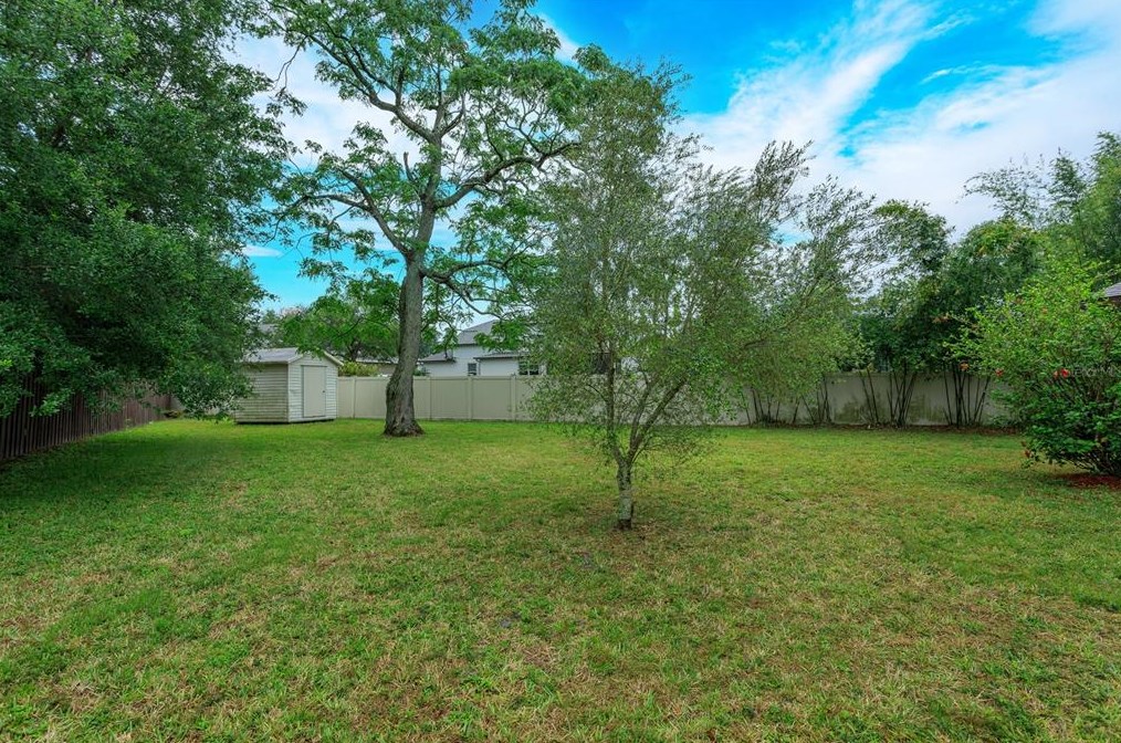 644 Glenview Dr, Winter Garden FL  34787-2206 exterior