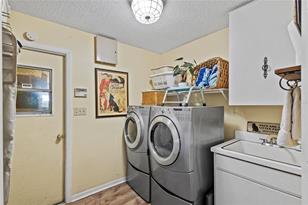 211 N Timbercove Circle - Photo 21