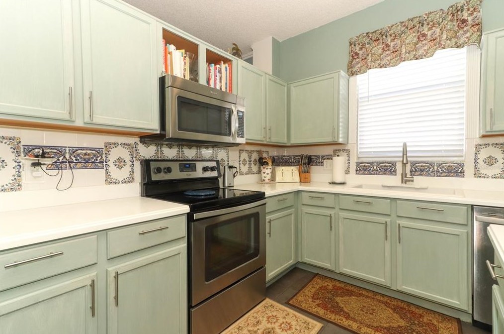 4927 Adair Oak Dr, Orlando FL 32829-8224 exterior