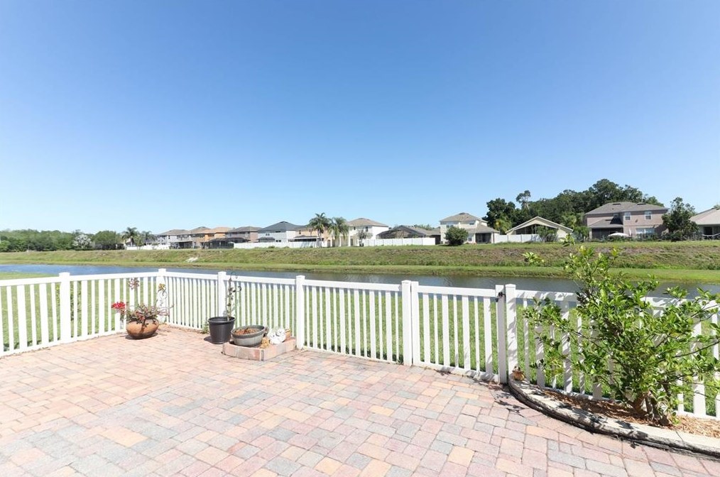 4927 Adair Oak Dr, Orlando FL 32829-8224 exterior