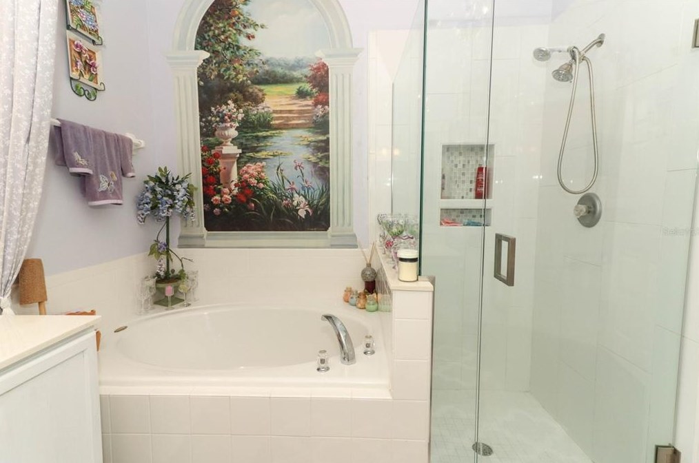 4927 Adair Oak Dr, Orlando FL 32829-8224 exterior