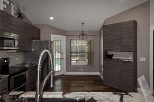100 Palm Rd, De Bary, FL 32713
