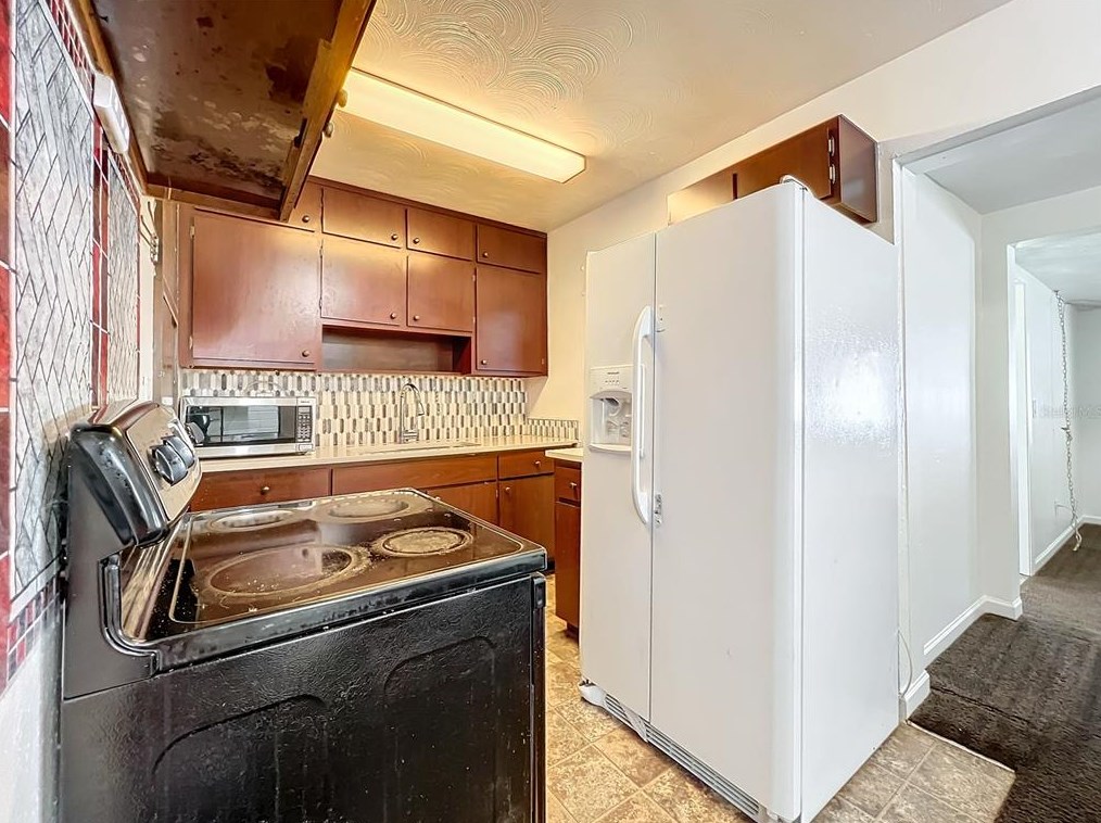 1220 Helen St, Apopka FL  32703-6813 exterior