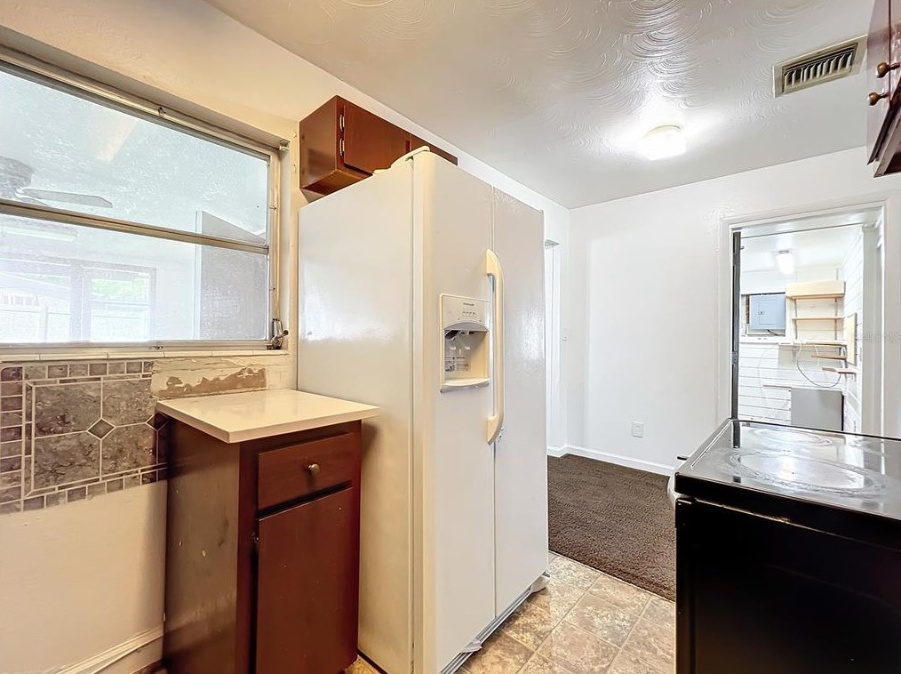 1220 Helen St, Apopka FL  32703-6813 exterior