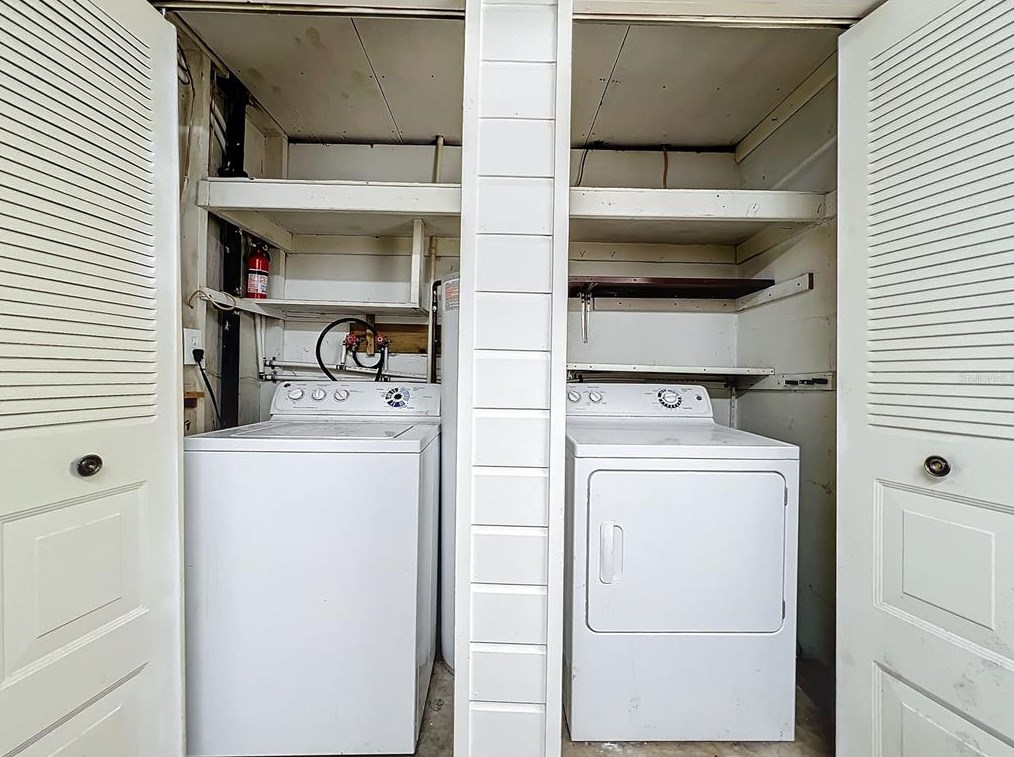 1220 Helen St, Apopka FL  32703-6813 exterior