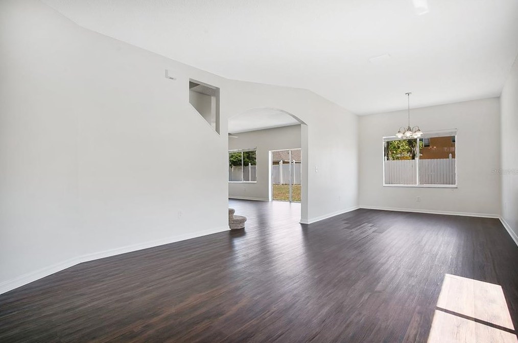 12716 Longcrest Dr, Riverview FL 33579-4001 exterior