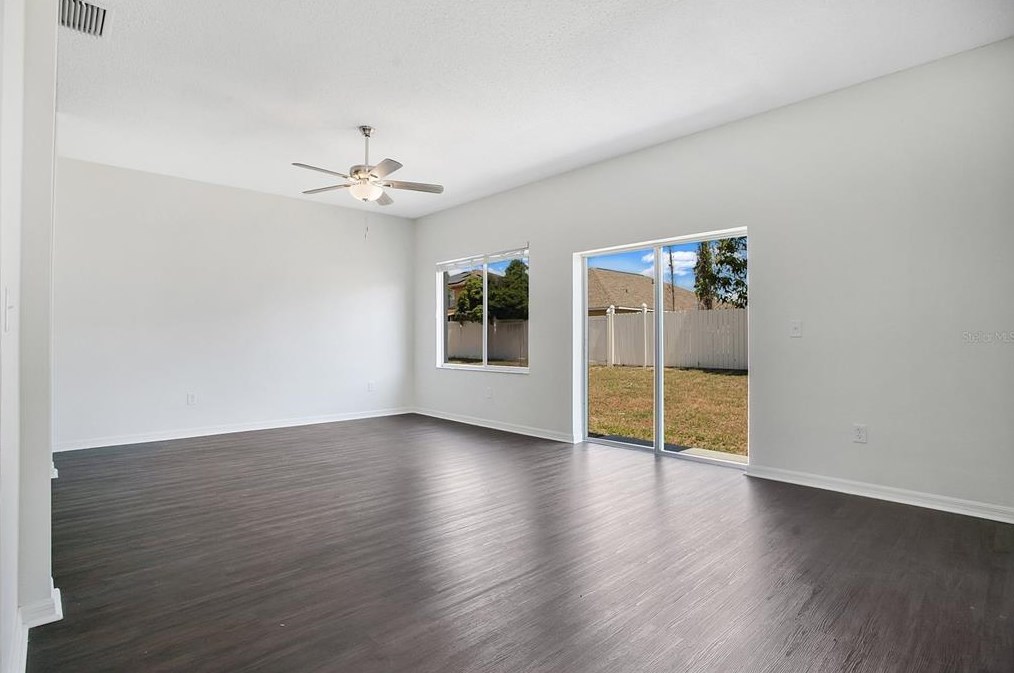 12716 Longcrest Dr, Riverview FL 33579-4001 exterior