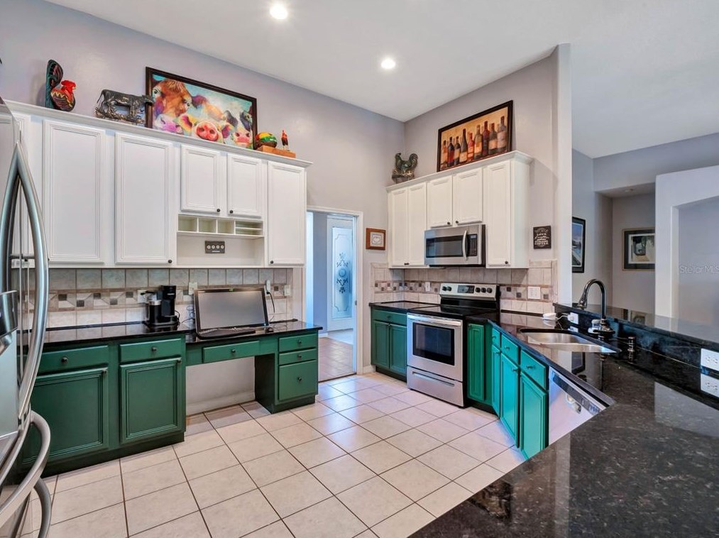 329 Blue Stone Cir, Winter Garden FL  34787-5231 exterior