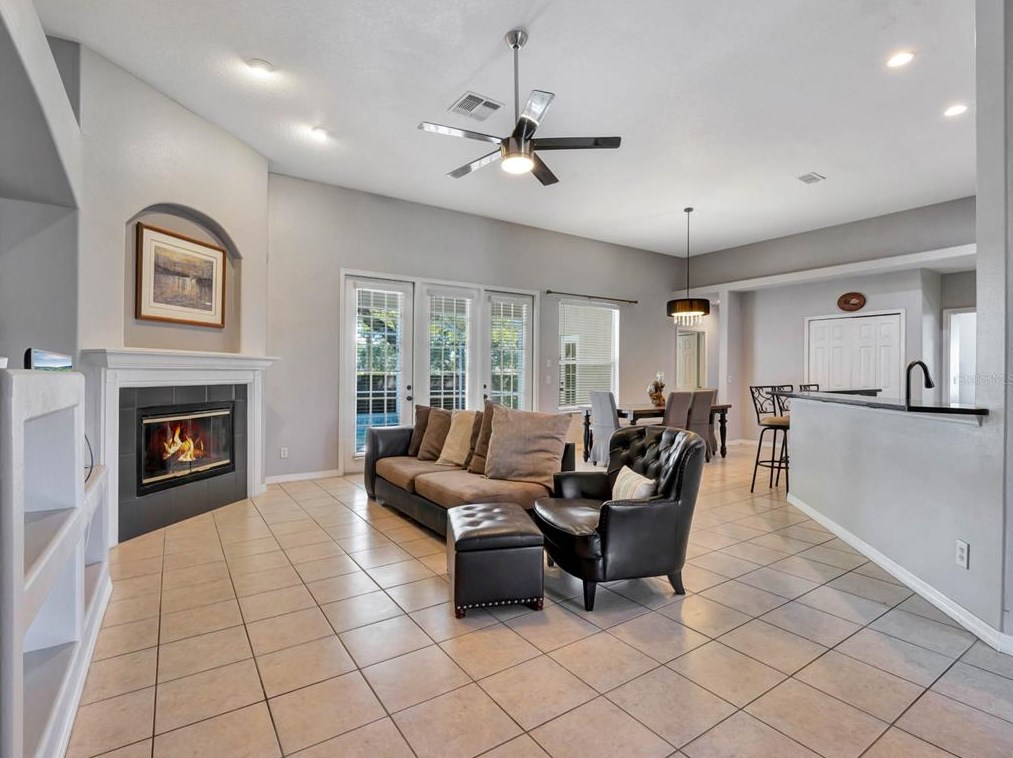 329 Blue Stone Cir, Winter Garden FL  34787-5231 exterior