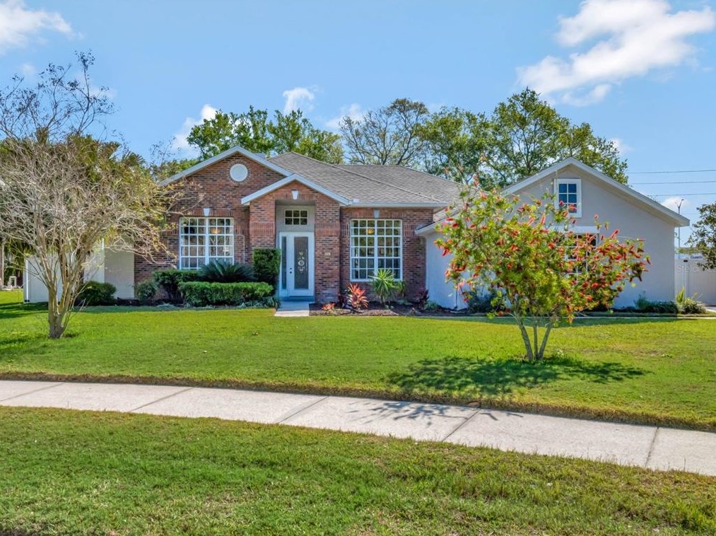 329 Blue Stone Cir, Winter Garden FL  34787-5231 exterior