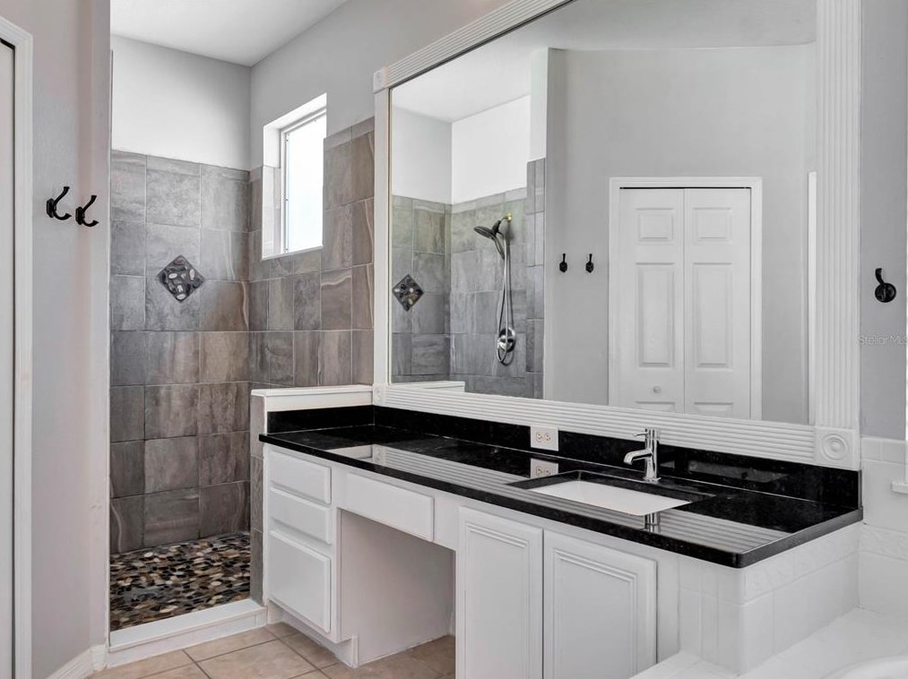 329 Blue Stone Cir, Winter Garden FL  34787-5231 exterior