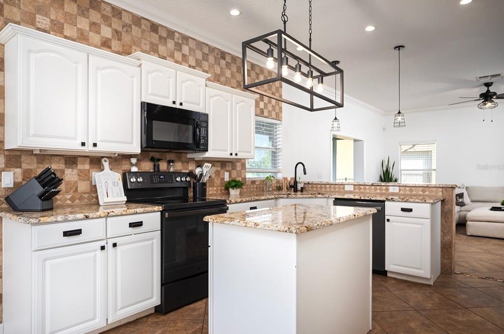 139 Calabria Springs Cv, Sanford FL  32771-8850 exterior