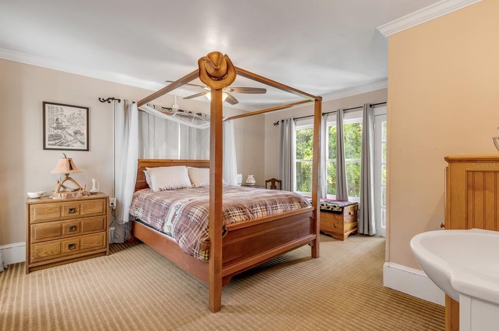 204 Fairview Ave, Daytona Beach FL  32114-2106 exterior