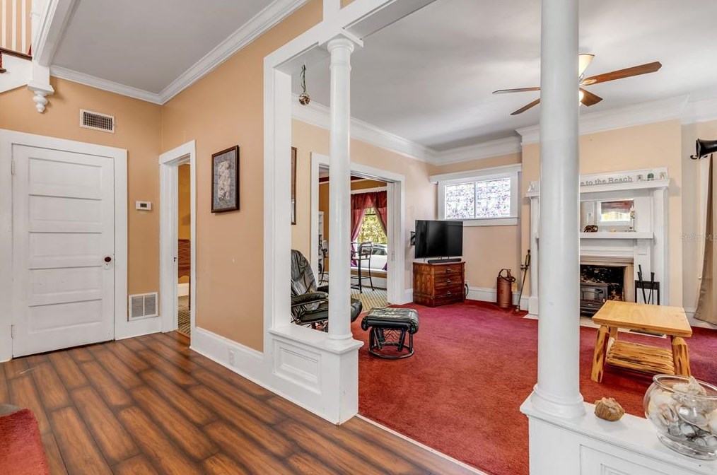 204 Fairview Ave, Daytona Beach FL  32114-2106 exterior