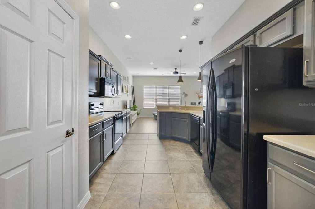 220 High Castle Ln, Longwood FL  32779-4472 exterior