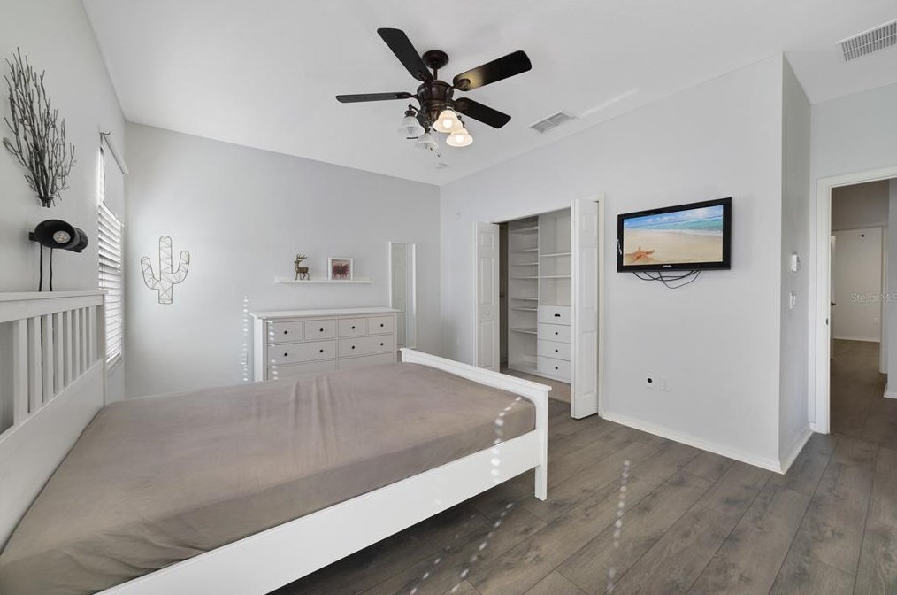 220 High Castle Ln, Longwood FL  32779-4472 exterior