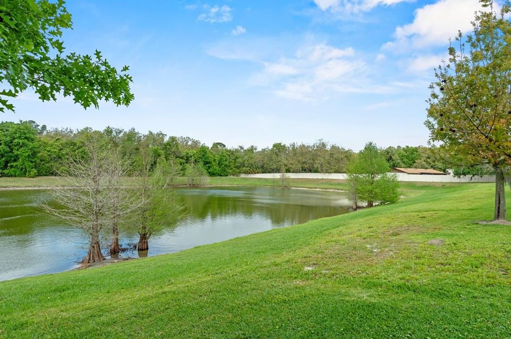 708 Legacy Park Dr, Casselberry FL  32707-2404 exterior