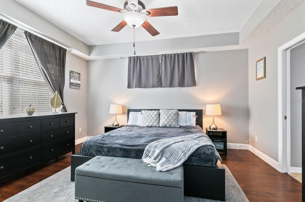 13556 Emeraldview Dr, Orlando FL  32828-8409 exterior