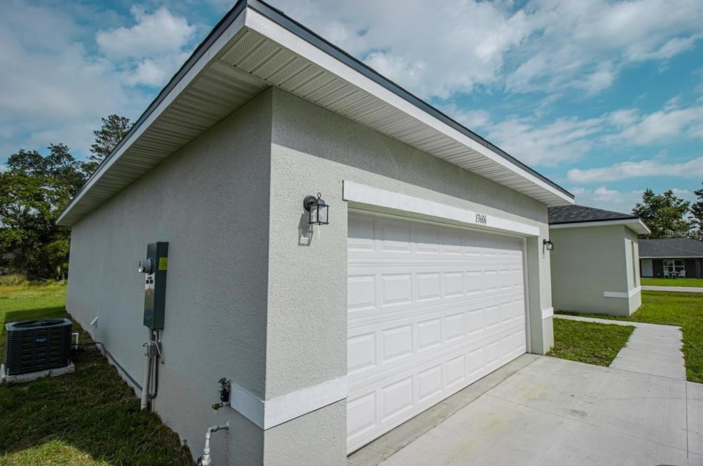 667 Marion Oaks Ln, Ocala FL  34473-4149 exterior