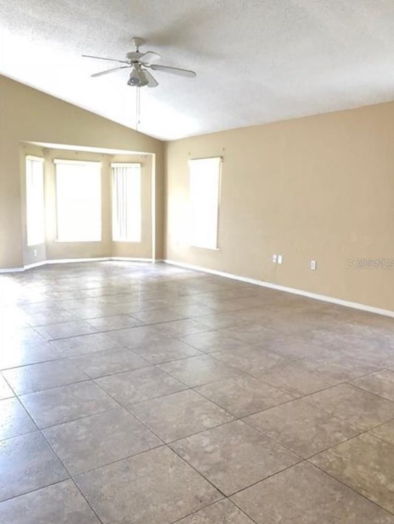 6915 Kelcher Ct, Orlando FL  32807-5096 exterior