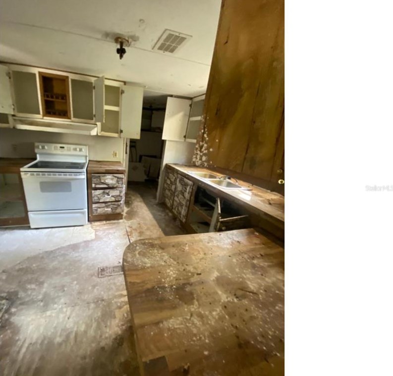 11408 Yellow Oak Ln, Crystal River FL  34428-2977 exterior