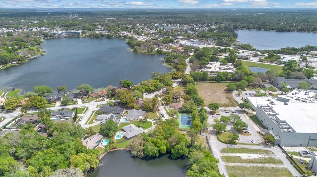 400 Pinta Pl, Longwood FL  32750-6506 exterior