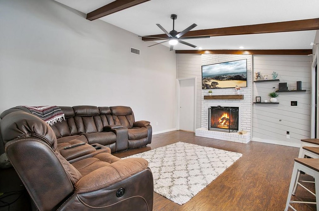 400 Pinta Pl, Longwood FL  32750-6506 exterior