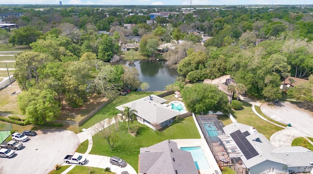 400 Pinta Pl, Longwood FL  32750-6506 exterior