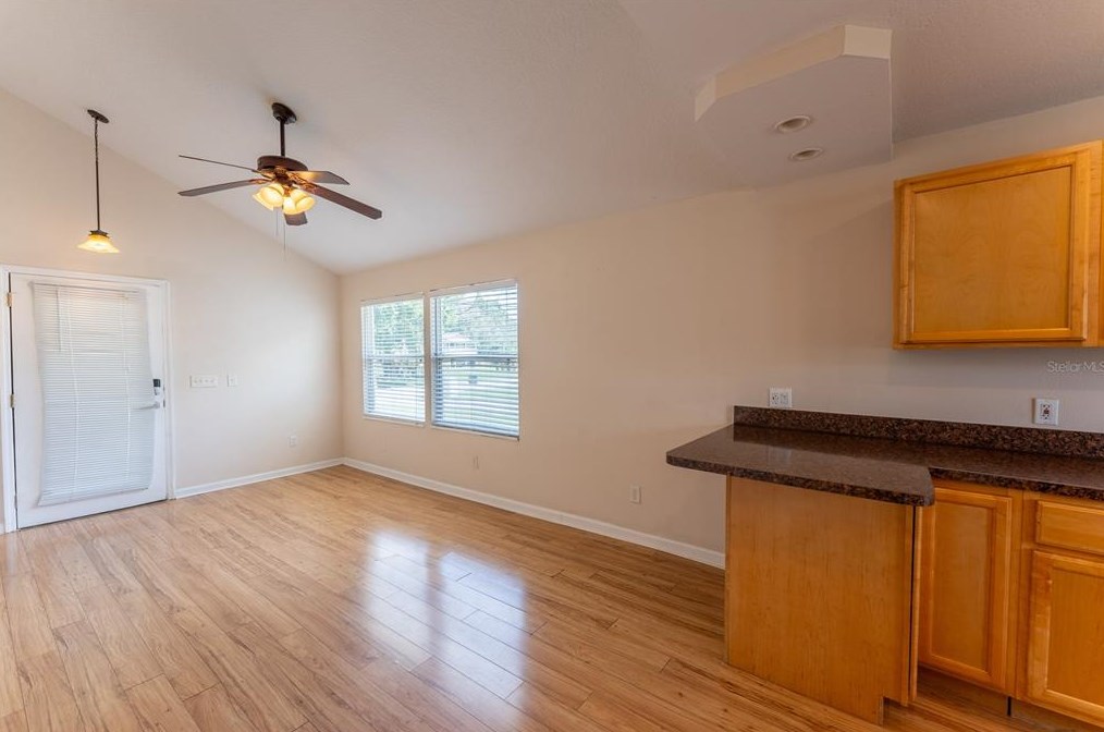 2110 Carlton Dr, Orlando FL  32806-3107 exterior