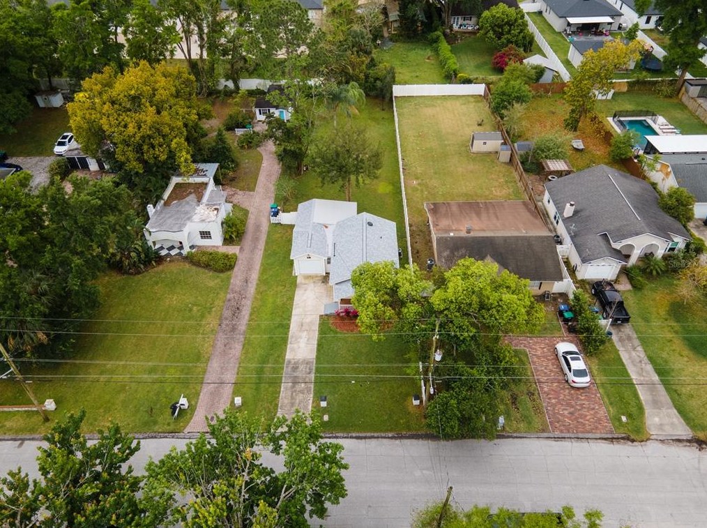 2110 Carlton Dr, Orlando FL  32806-3107 exterior