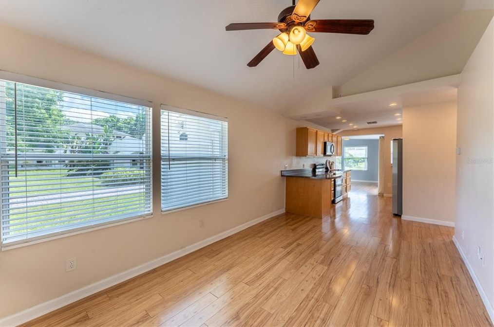 2110 Carlton Dr, Orlando FL  32806-3107 exterior