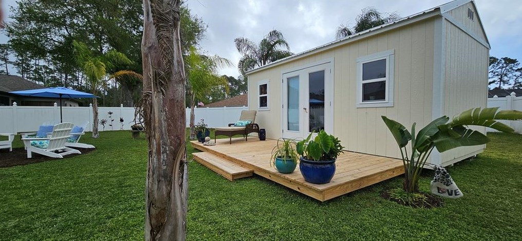 33 Essex Ln, Palm Coast FL  32164-6259 exterior
