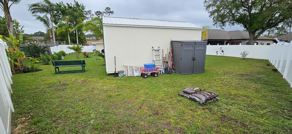 33 Essex Ln, Palm Coast FL  32164-6259 exterior