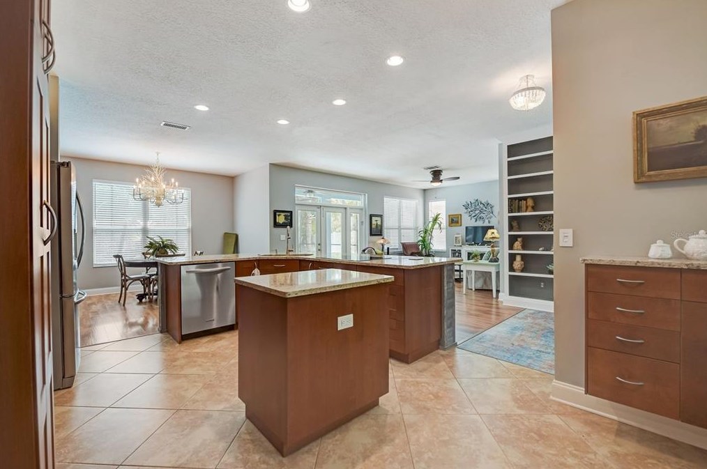 5119 44th St, Bradenton FL  34210-2972 exterior