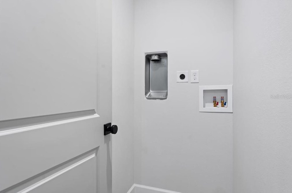 148 Caracas Rd, De Bary FL  32713-3418 exterior