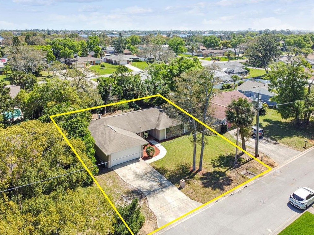811 River Oak Dr, Ormond Beach FL  32174-4639 exterior