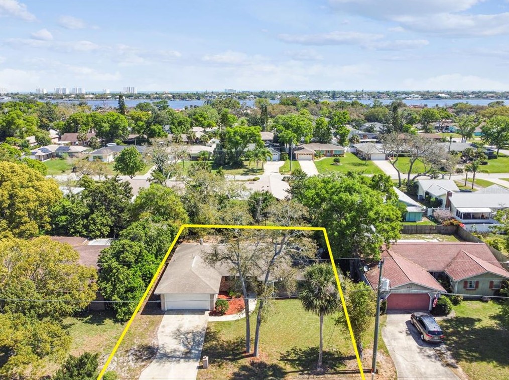 811 River Oak Dr, Ormond Beach FL  32174-4639 exterior
