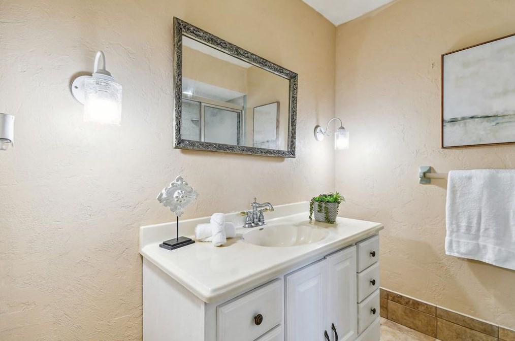 811 River Oak Dr, Ormond Beach FL  32174-4639 exterior