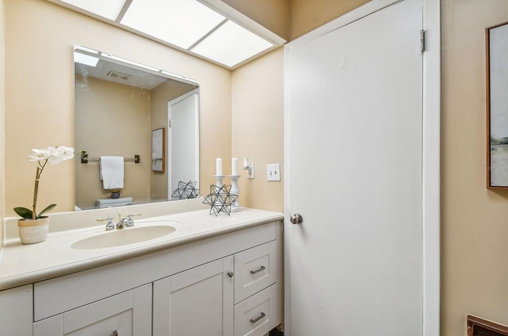 811 River Oak Dr, Ormond Beach FL  32174-4639 exterior